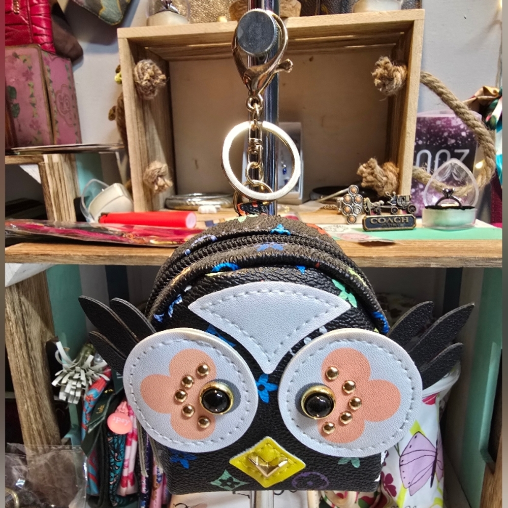 owl key holder bag charm nwot pouch